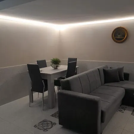 Holiday home Tetete Casa *